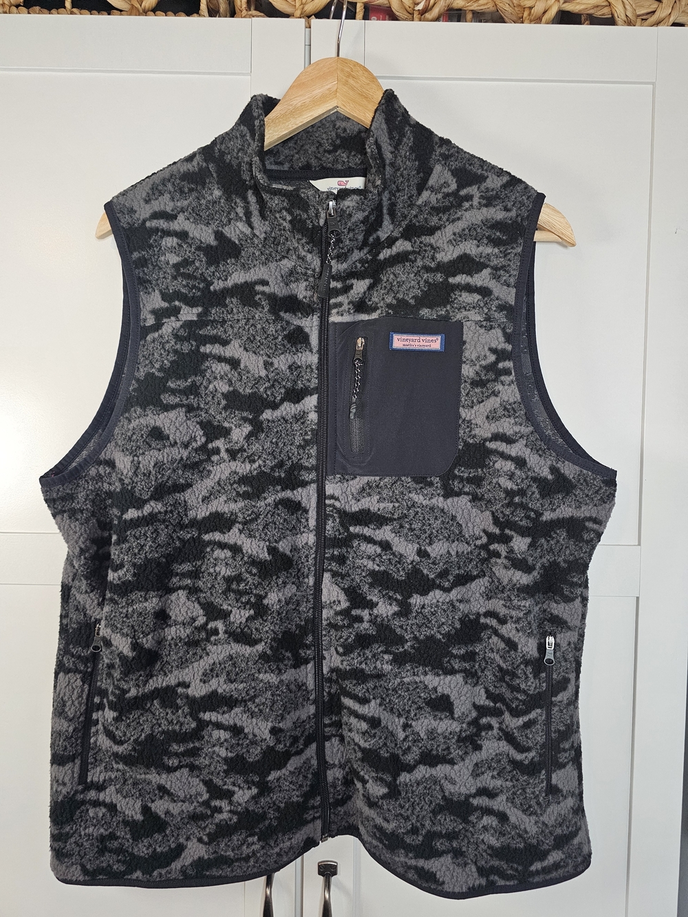 Vineyard Vines Camo Sherpa Harbor Vest Gray Black Women's Size XL Full Zip